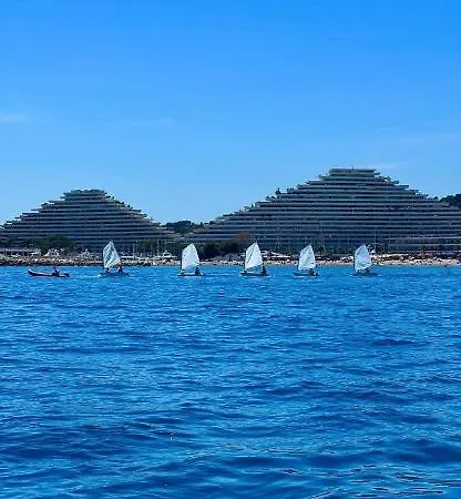 アパート Marina06 ヴィルヌーヴ・ルベ