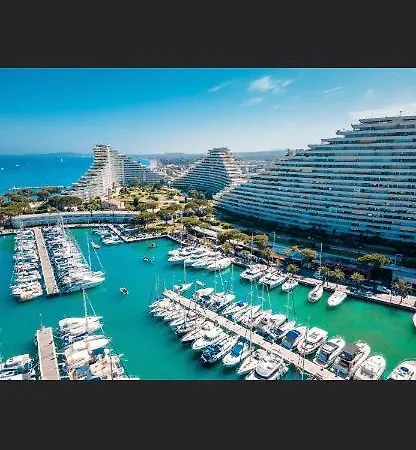 Marina06 شقة